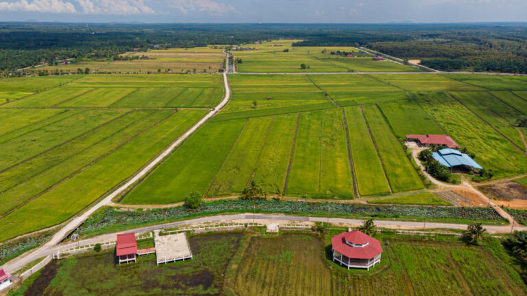 Avalúo de terrenos urbanos, agrícolas e industriales en México